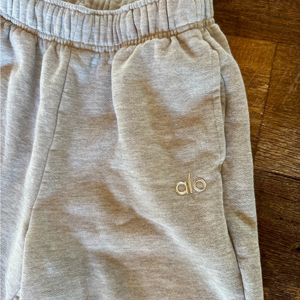 HEMMED ALO women’s Accolade Sweatpant XXS for petite girls